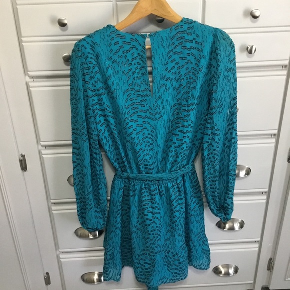LILLY PULITZER ALFIE Silk Long Sleeve Belted Romper Dress in Teal Bay XS - Picture 4 of 12